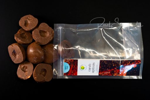 Carob Coated Freeze-Dried Apricots - Image 2