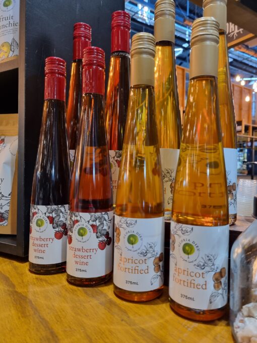 Apricot Fortified Wine/Strawberry